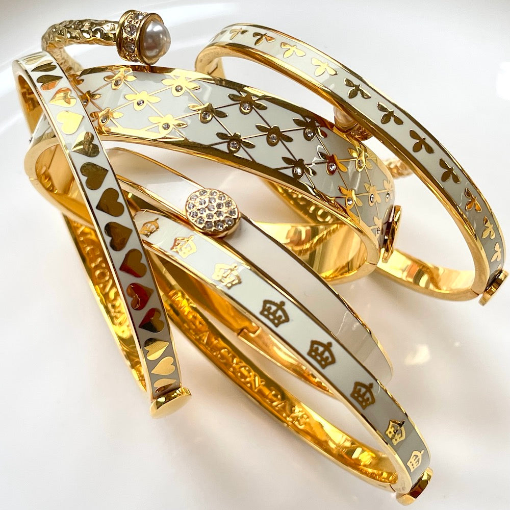 Skinny Heart Cream & Gold Hinged Enamel Bangle – Halcyon Days